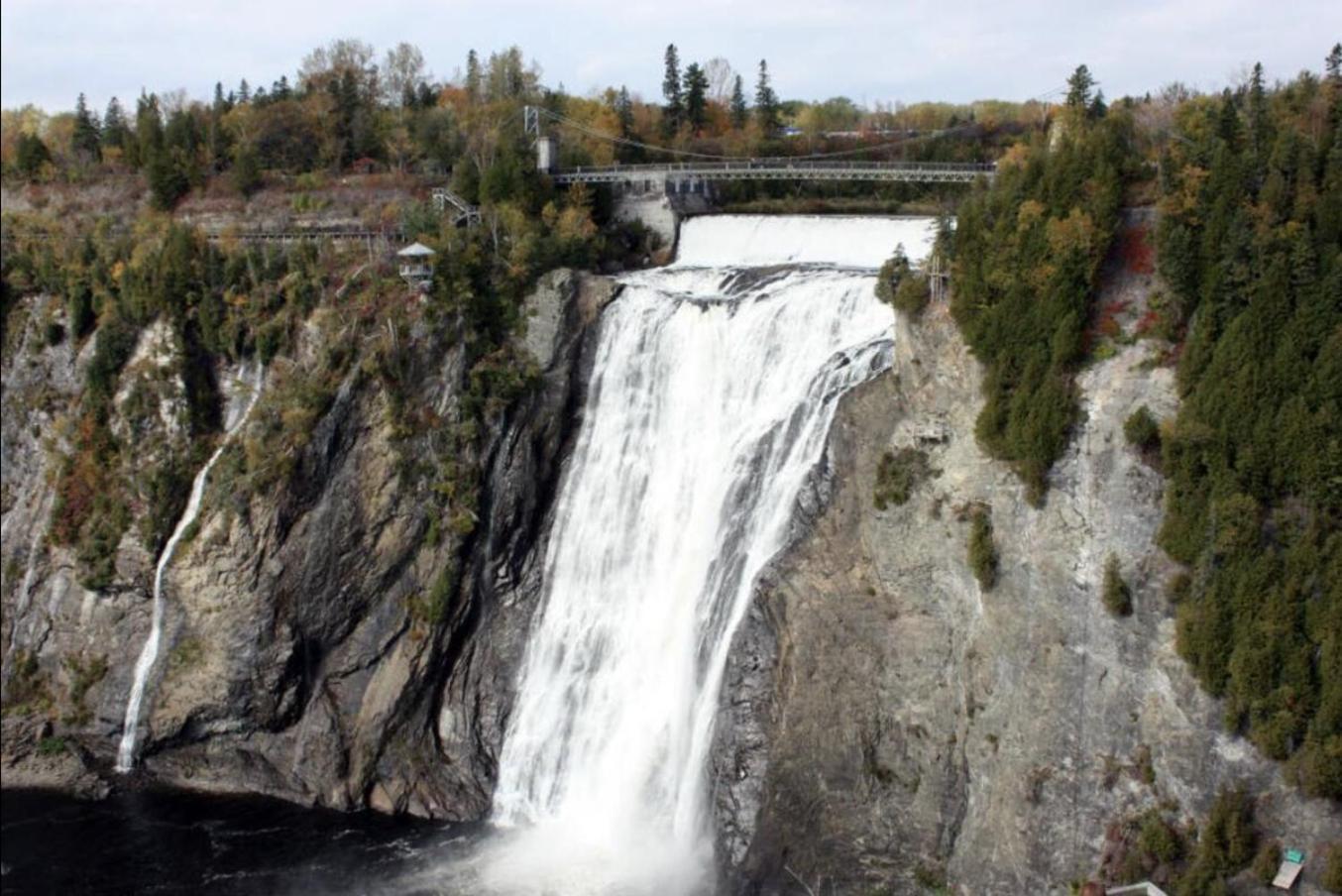 Initial - Farmer - Chutes-Montmorency Saint-Jean-de-Boischâtel Εξωτερικό φωτογραφία